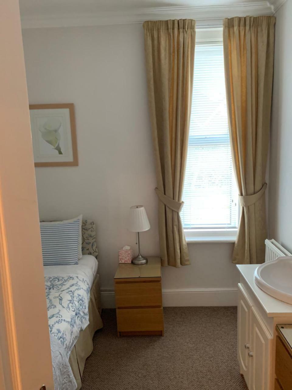 Rivendell Guest House Southampton Exterior photo